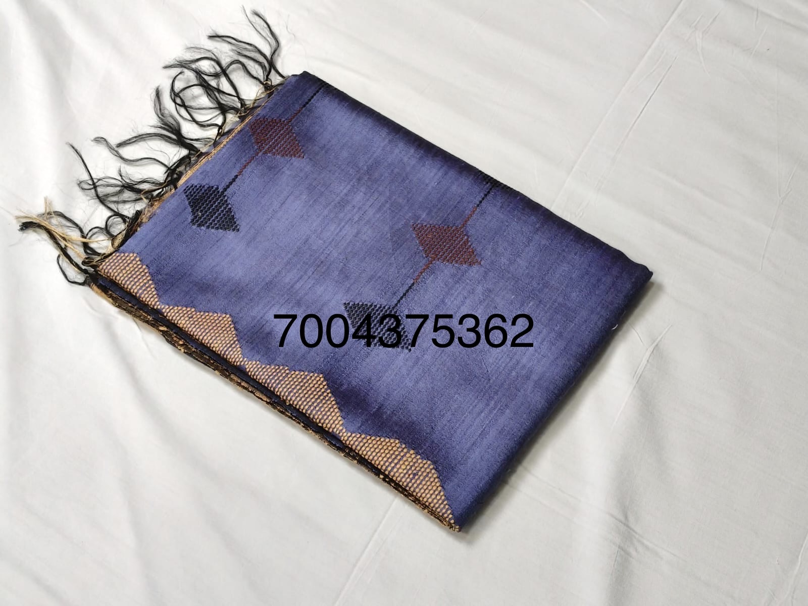 Handloom Woven Pure Dupion Silk Saree - Image 2